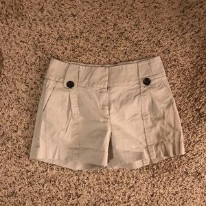 Mango Cream High-Waist Button Detail Shorts